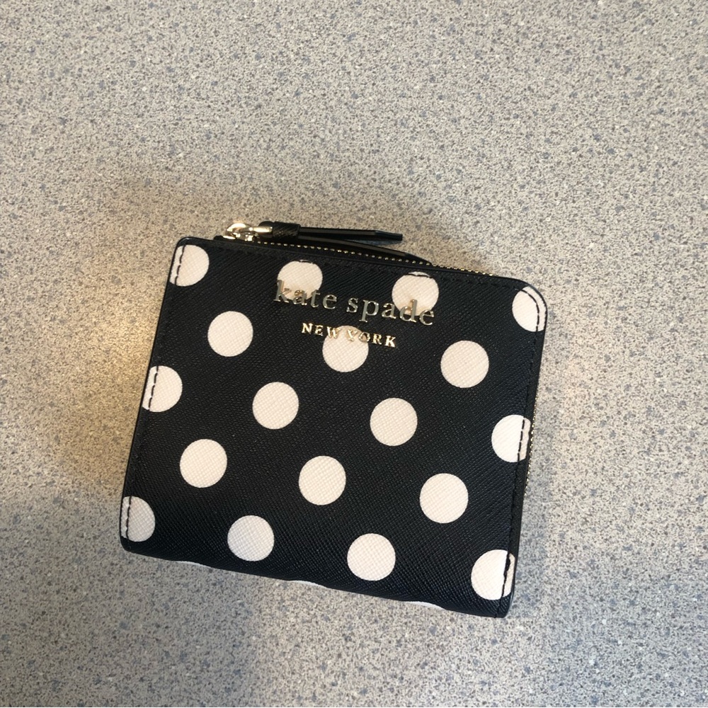 Kate spade wallet - NWT